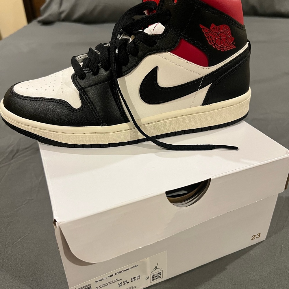 Air Jordan 1 Mid Black White Red Sneakers